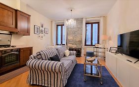 Palazzo Crispi - Boutique Apartment